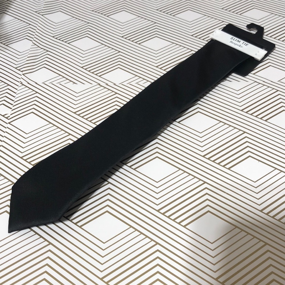 NWT Bespoke black tie - Picture 2 of 6